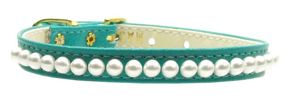 A stylish 3/8" wide dog collar adorned with a row of pearls, perfect for pets.