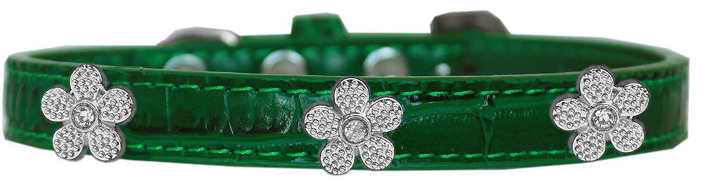 A stylish dog collar featuring a faux crocodile texture with silver flower widgets, perfect for pets.