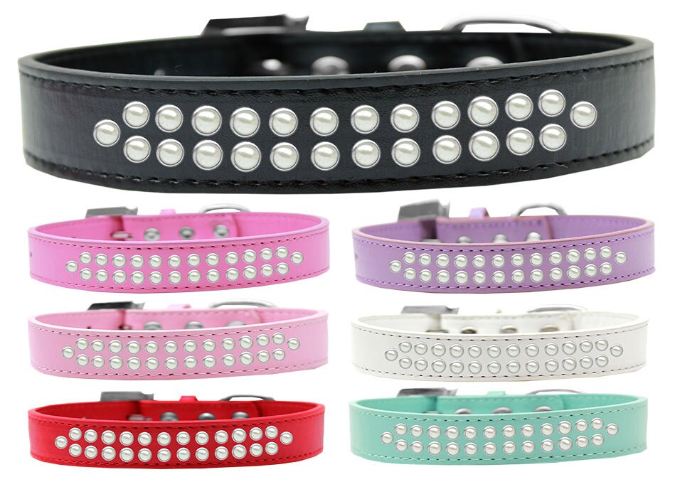 Stylish dog collar featuring two rows of pearl stones and a crystal buckle, made from soft faux leather.