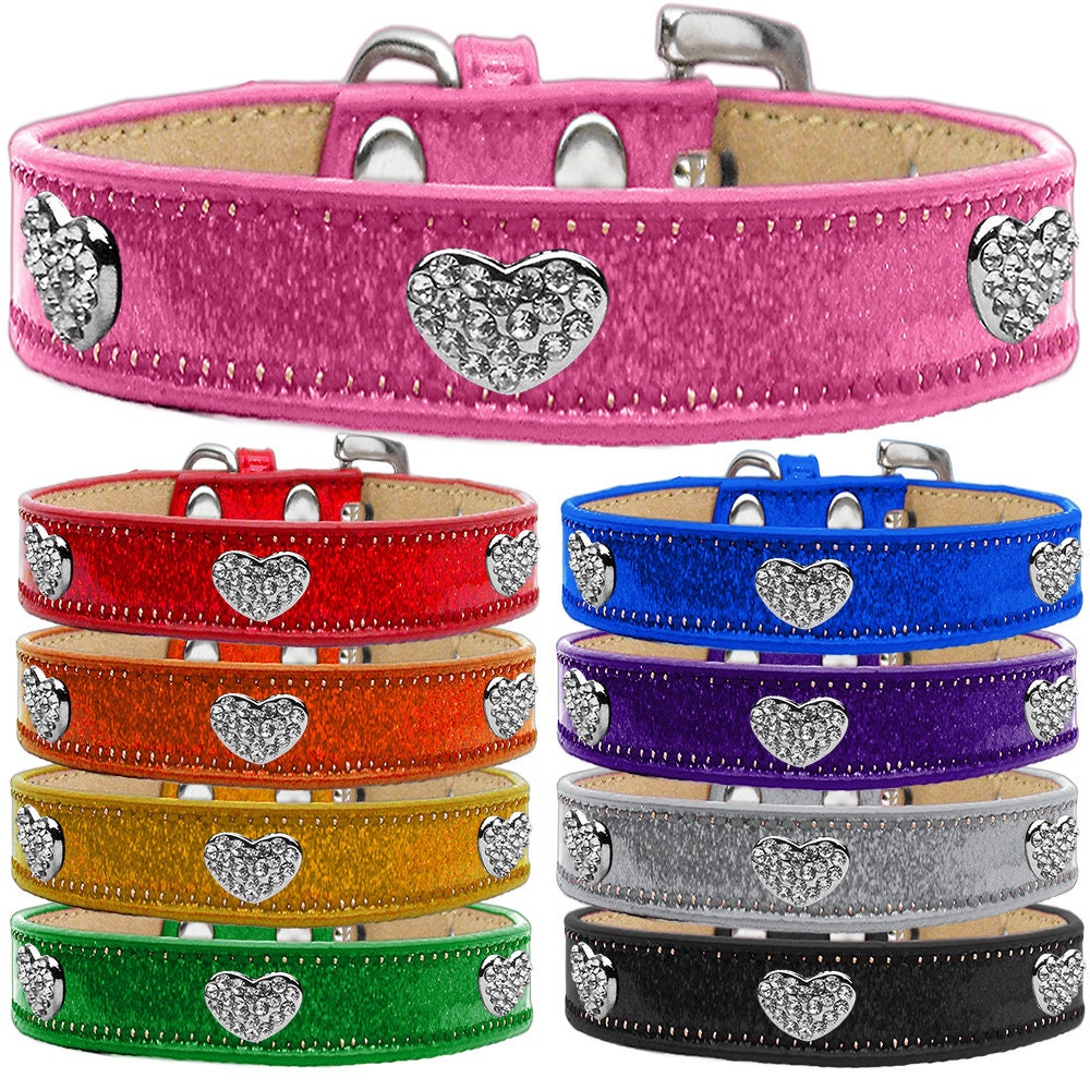 A stylish dog collar featuring clear crystal hearts on an ice cream-themed design, perfect for pets who love elegance.