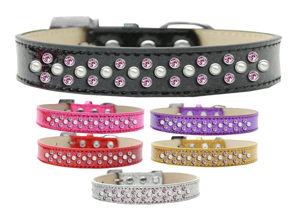 Elegant dog collar adorned with pearl and light pink crystals, featuring three rows of sparkling stones for a stylish look.