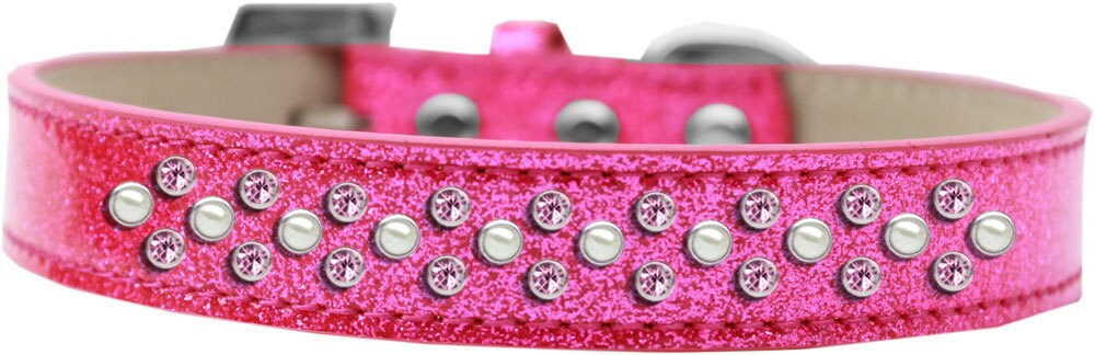Elegant dog collar adorned with pearl and light pink crystals, featuring three rows of sparkling stones for a stylish look.