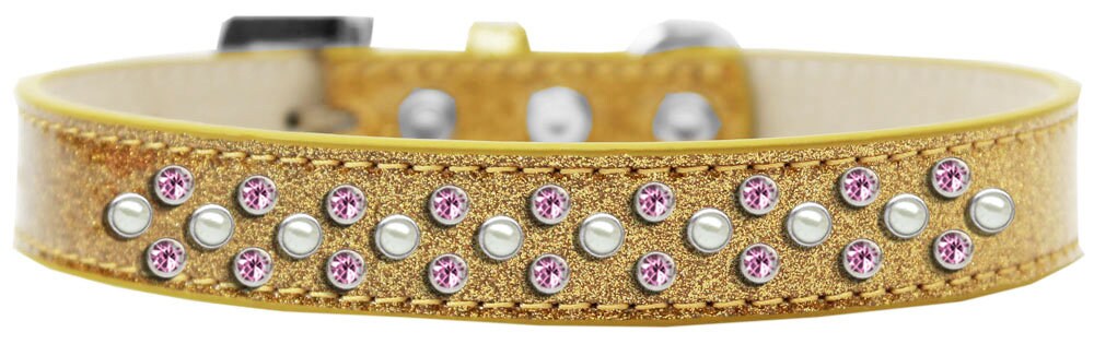 Elegant dog collar adorned with pearl and light pink crystals, featuring three rows of sparkling stones for a stylish look.