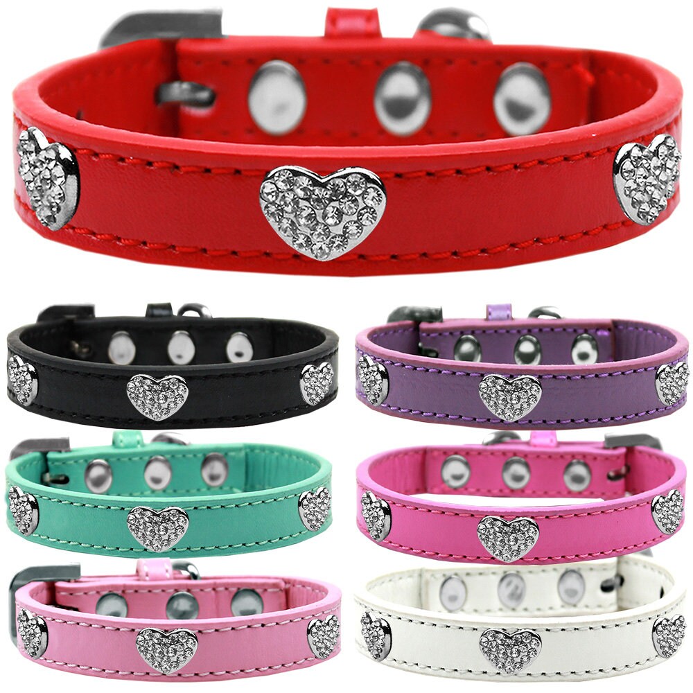 Premium dog collar featuring clear crystal hearts, available in various sizes for stylish pets.