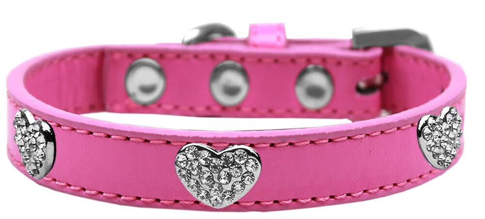 Premium dog collar featuring clear crystal hearts, available in various sizes for stylish pets.