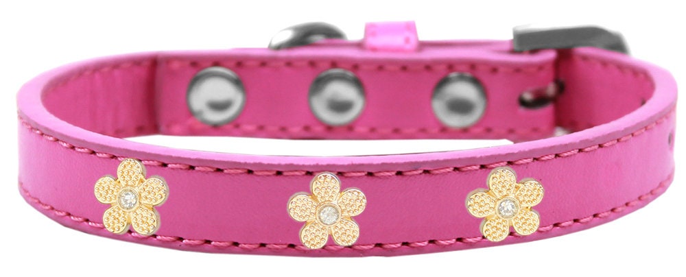 Gold Flower Widget Collar for dogs, featuring metal flower widgets on a durable collar.