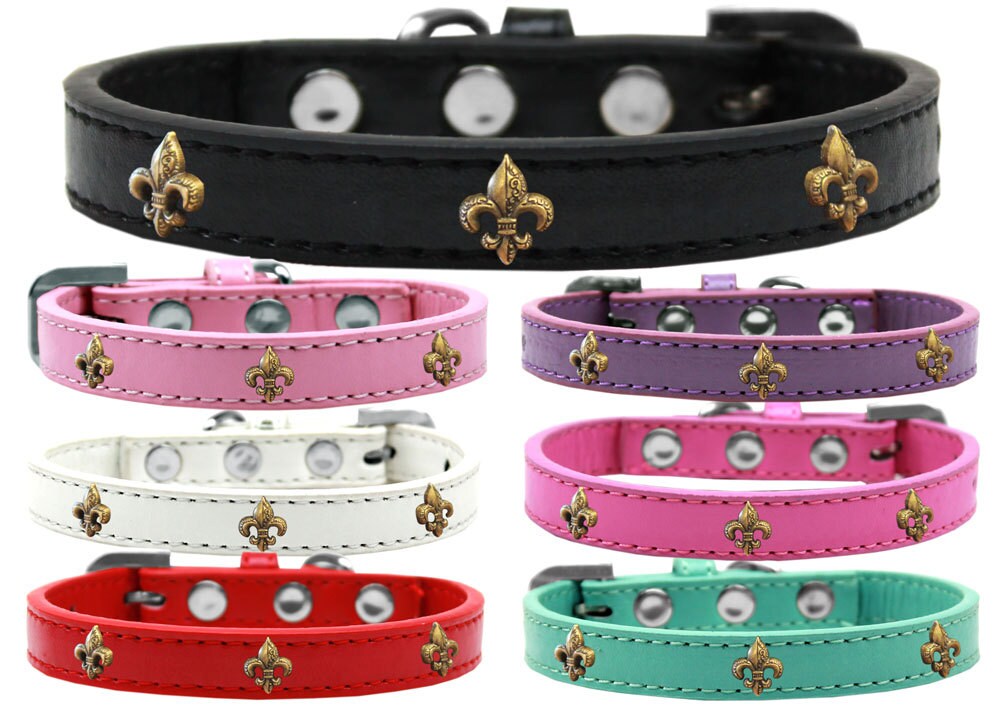 Stylish dog collar featuring a Bronze Fleur De Lis design, made of high-quality leather with metal widgets.
