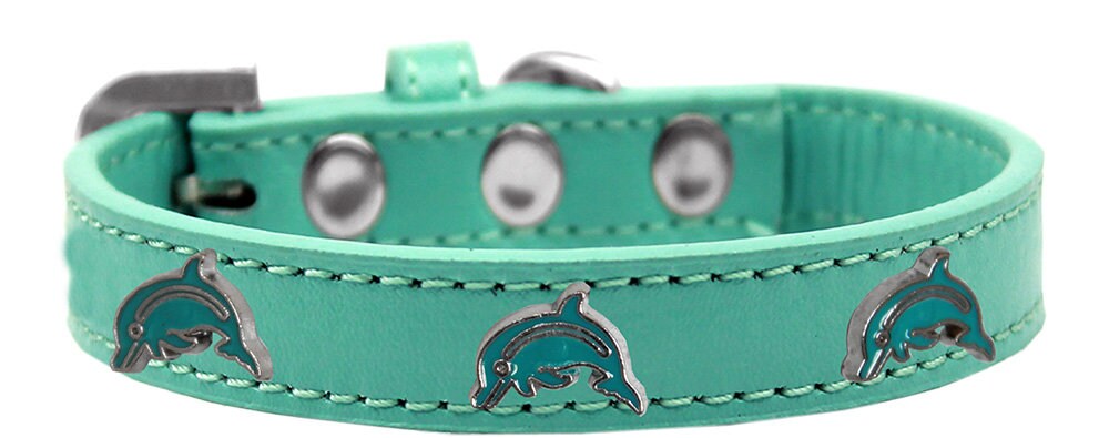 A stylish dog collar featuring dolphin-themed widgets, perfect for pets.