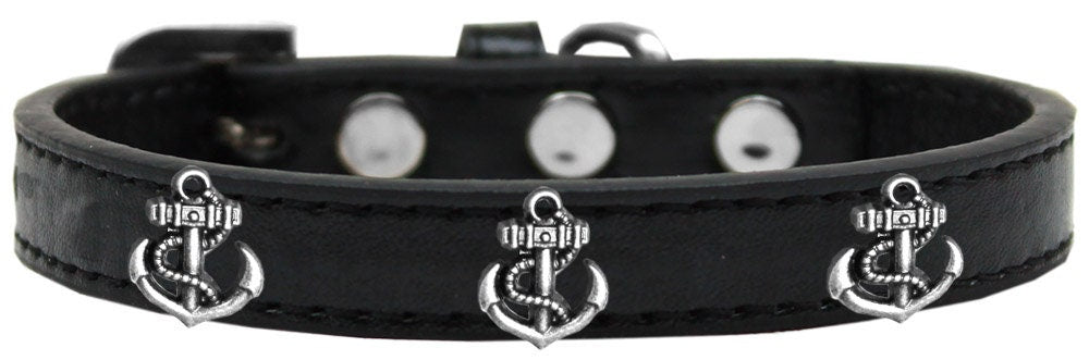 Stylish dog collar featuring a silver anchor design with metal widgets, perfect for pets.