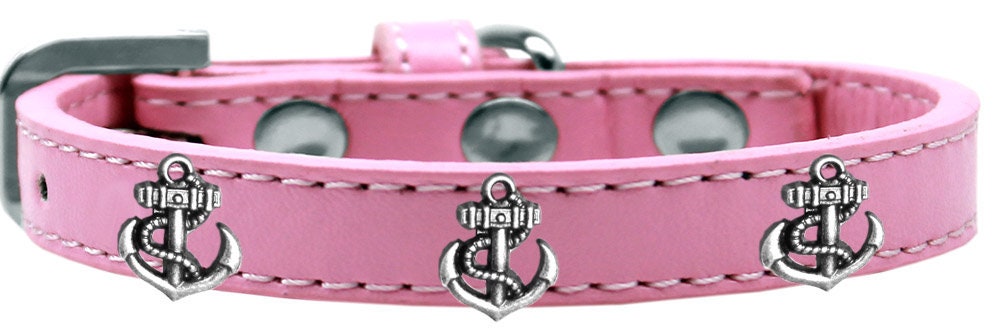 Stylish dog collar featuring a silver anchor design with metal widgets, perfect for pets.