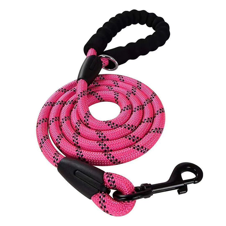 A durable dog rope lead featuring reflective stitching and a comfortable padded handle, ideal for safe nighttime walks.