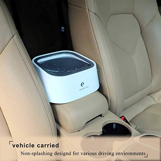 Portable dog water bowl with large capacity, splash-proof design, and non-slip bottom, suitable for travel and outdoor use.