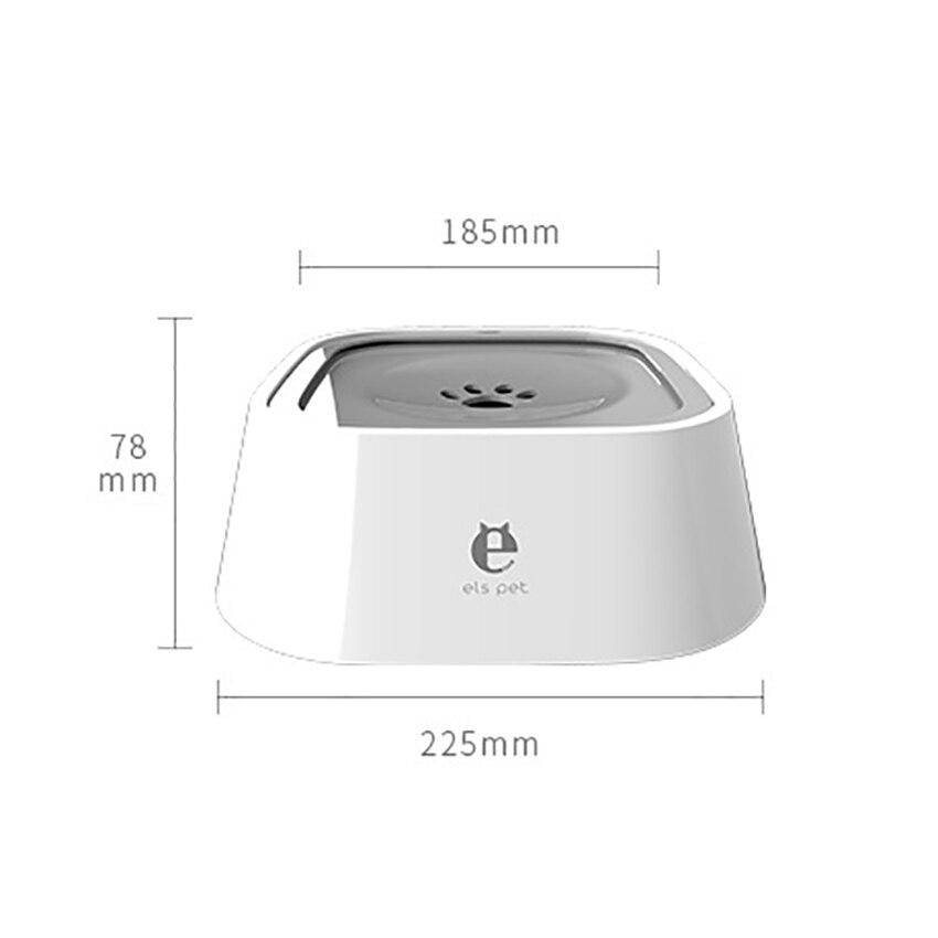 Portable dog water bowl with large capacity, splash-proof design, and non-slip bottom, suitable for travel and outdoor use.