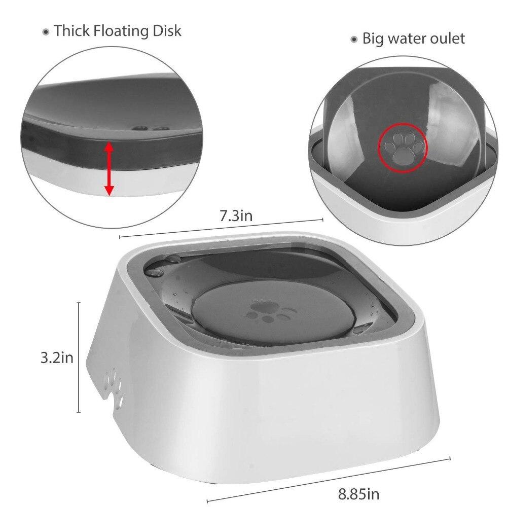 Portable dog water bowl with large capacity, splash-proof design, and non-slip bottom, suitable for travel and outdoor use.