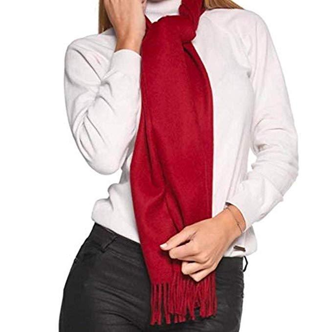 Luxurious 100% baby alpaca scarf in granat color, showcasing its soft texture and elegant design, perfect for winter wear.