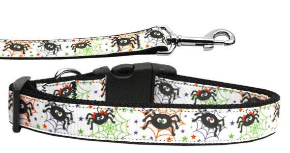 Halloween-themed nylon collar and leash for dogs and cats featuring Itsy Bitsy Spiders design, made from durable materials.