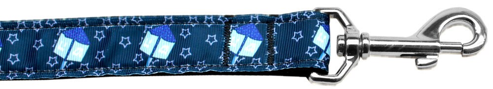 Festive Hanukkah nylon collar and leash for dogs and cats featuring a Dreidel design, showcasing durability and style.