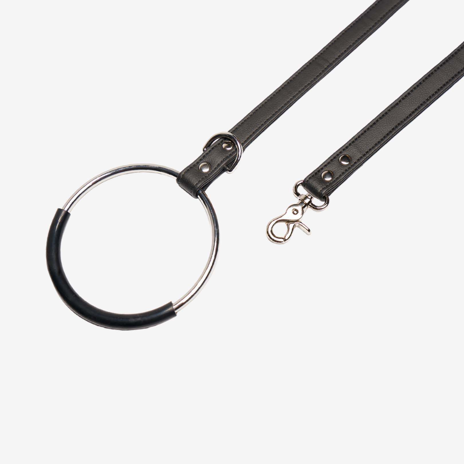 Hoopsy Leash in Black featuring a unique hoop handle and soft-touch silicone sleeve, made from cactus leather with silver hardware.