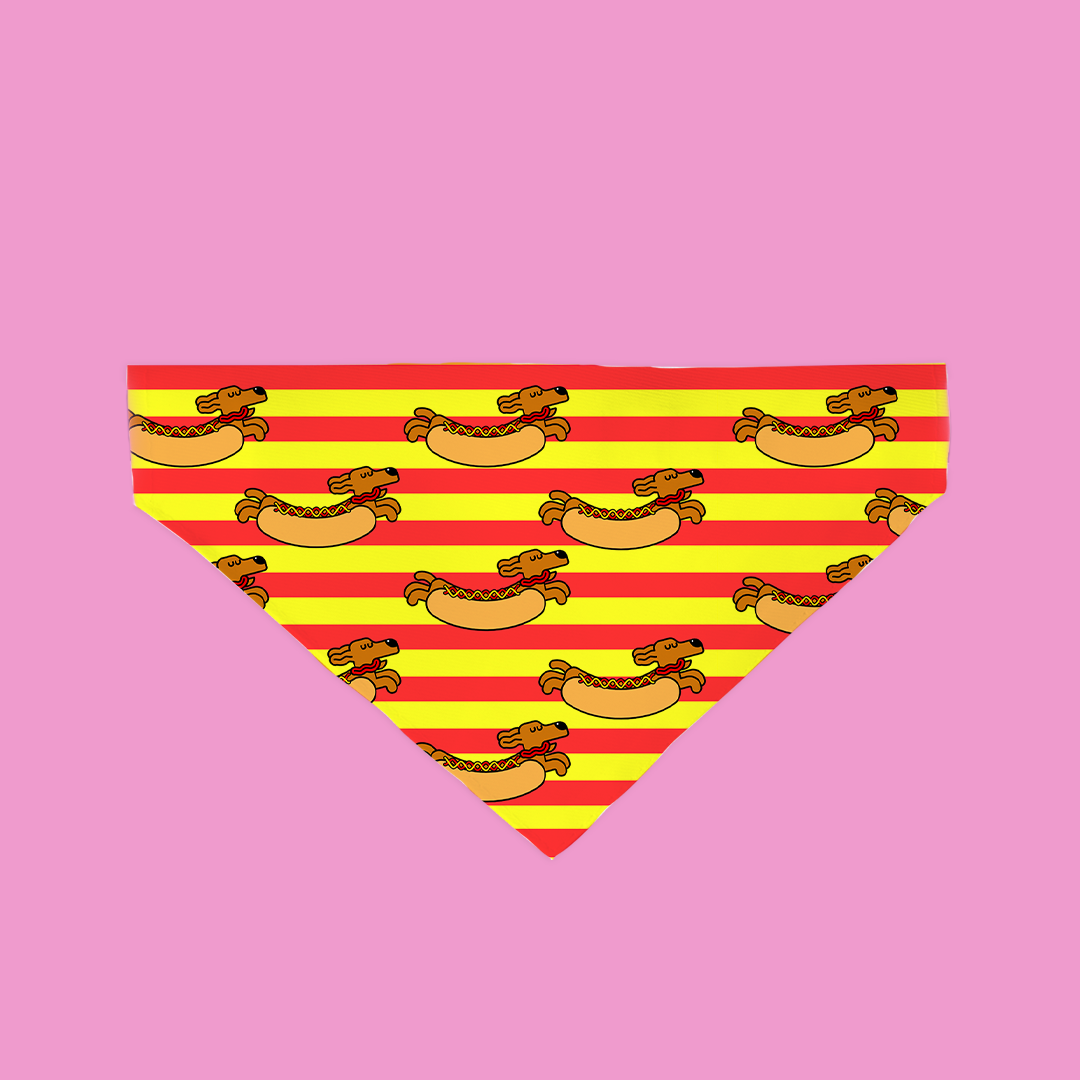 A stylish Hot Dawg Lover Bandana for dogs, made from unique canvas fabric, showcasing a cute design.
