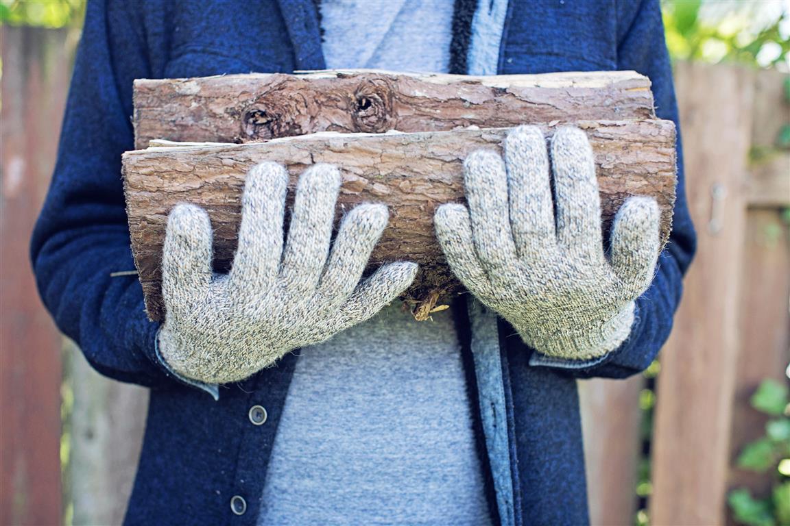 Iditarod 100% Alpaca Double-Thick Reversible Gloves in various colors, showcasing their stylish and functional design for extreme weather.