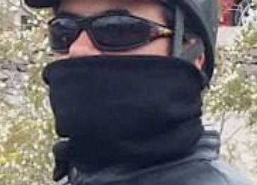 Iditarod Baby Alpaca Neck Gator in black and grey, showcasing soft fleece lining and stylish design.