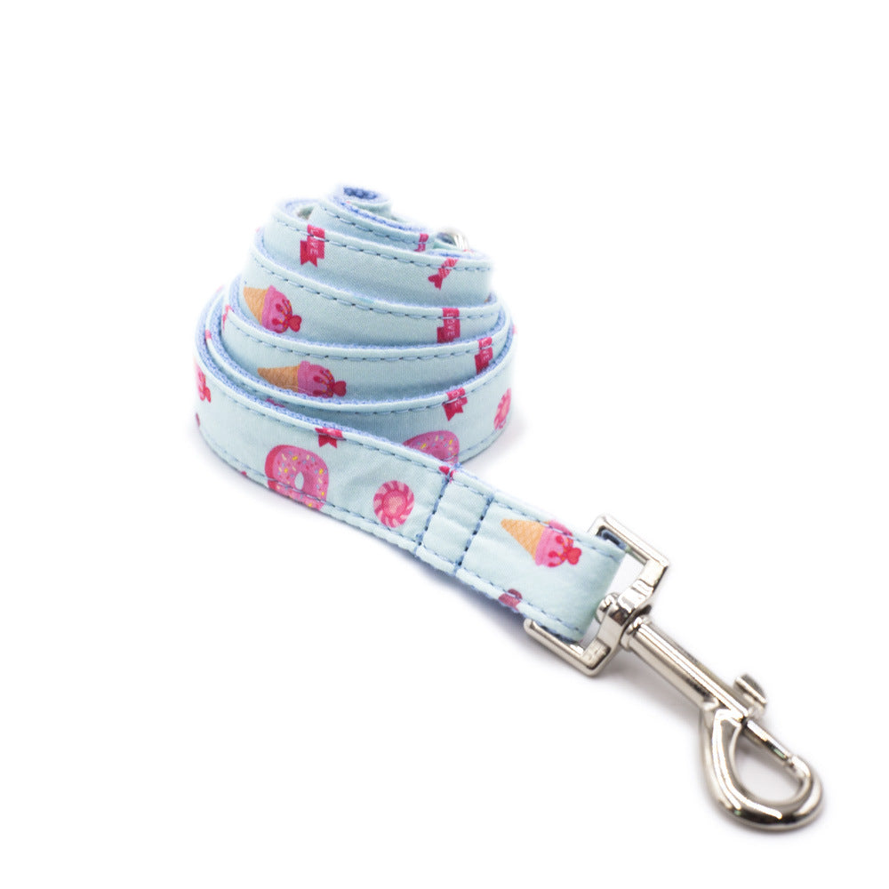 Stylish LEASH - DONUT DONUT featuring a unique donut design with rose gold hardware, perfect for fashionable pet walks.