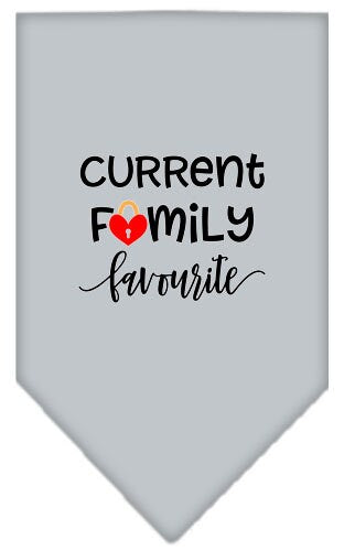 A stylish pet and dog bandana featuring the phrase 'Family Favorite', designed for comfort and easy tie-on use.