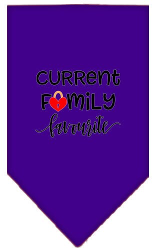 A stylish pet and dog bandana featuring the phrase 'Family Favorite', designed for comfort and easy tie-on use.