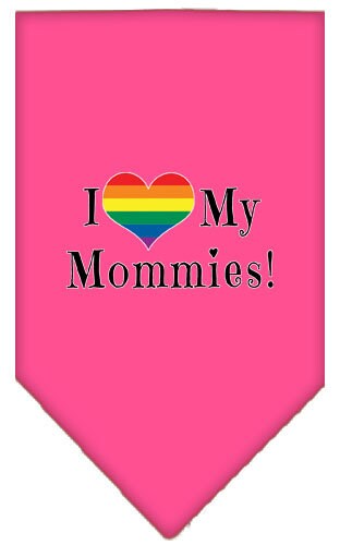 A stylish pet bandana featuring the phrase 'I Heart My Mommies', designed for comfort and easy tie-on use.
