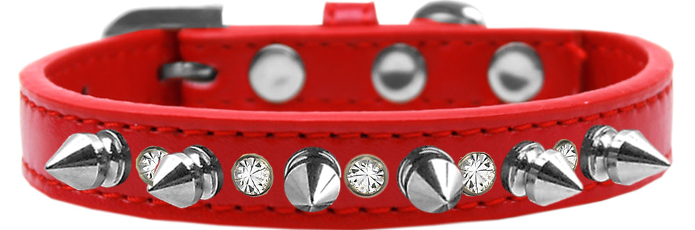Stylish pet collar featuring clear crystals and silver spikes, designed for dogs and cats.