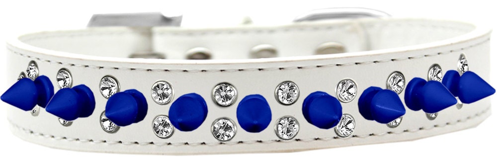 Pet and Dog Spike Collar featuring double crystals and blue spikes, designed for style and comfort.