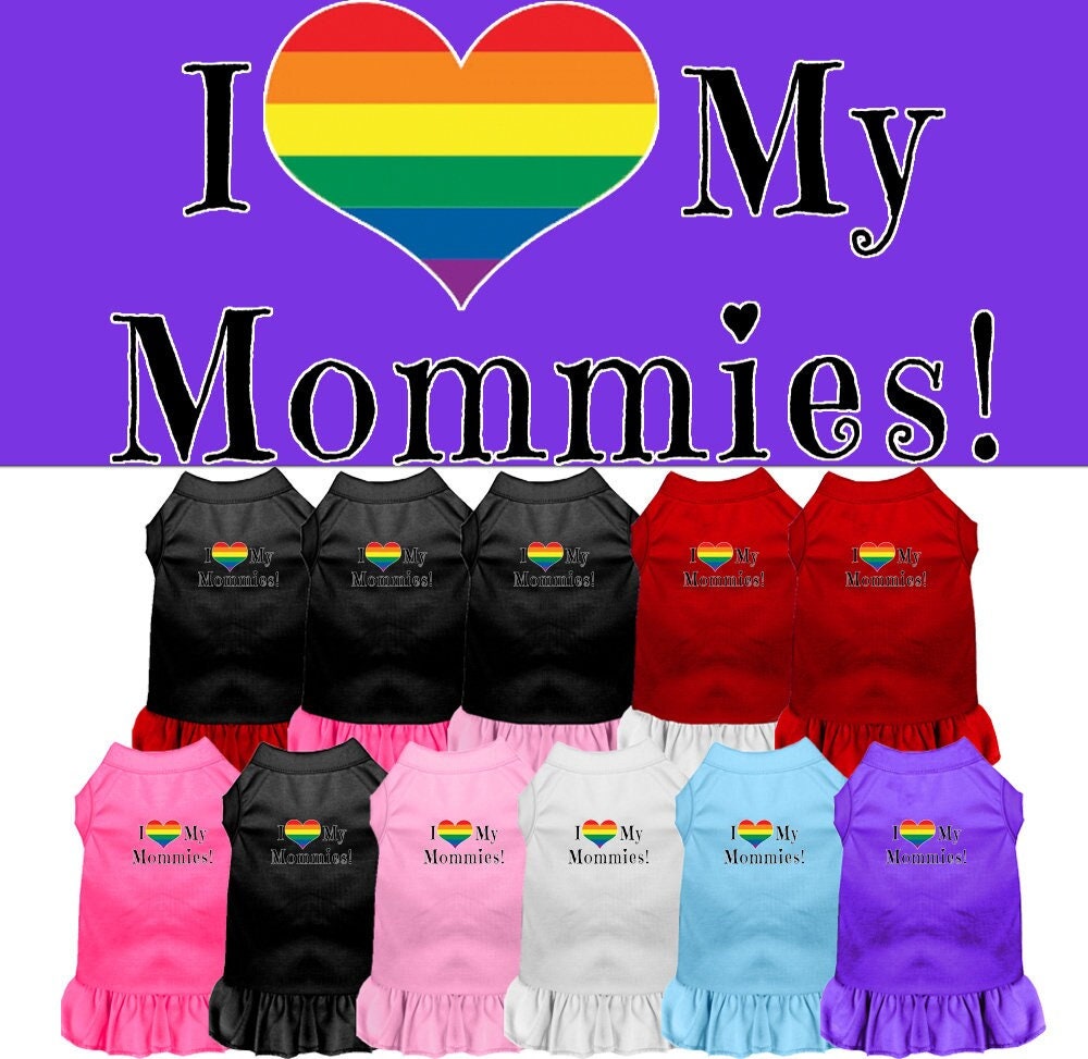 A cute pet dress for dogs and cats featuring the print 'I Heart My Mommies', made from soft cotton and polyester blend.