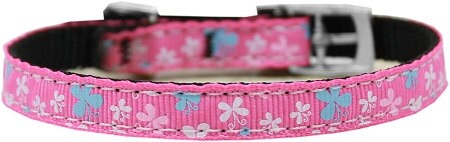 A stylish nylon collar and leash for pets featuring a butterfly design, showcasing durability and safety features.