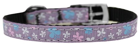 A stylish nylon collar and leash for pets featuring a butterfly design, showcasing durability and safety features.