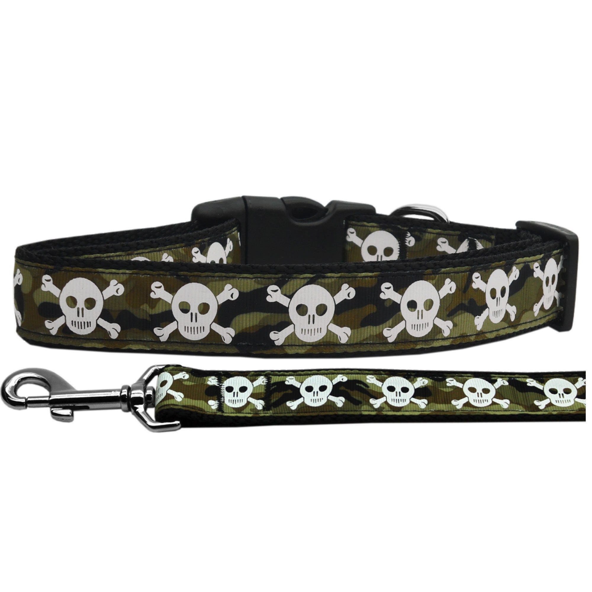 Camo Skulls nylon collar and leash for dogs and cats, featuring military-grade nylon and stylish design.