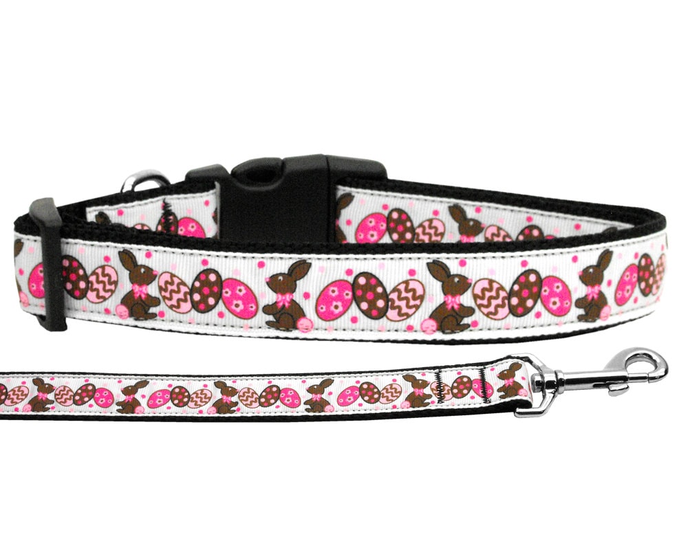 A stylish nylon collar and leash set for pets featuring a playful 'Chocolate Bunnies' design, made from durable military-grade nylon.