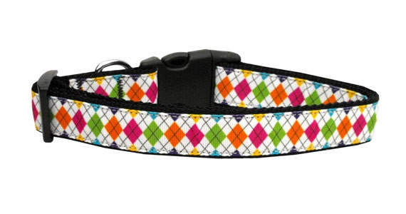 Colorful Argyle nylon collar and leash for dogs and cats, showcasing vibrant patterns and durable materials.