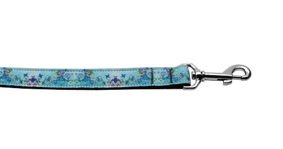 Dreamy Blue nylon collar and leash for pets, showcasing durable design and stylish ribbon.