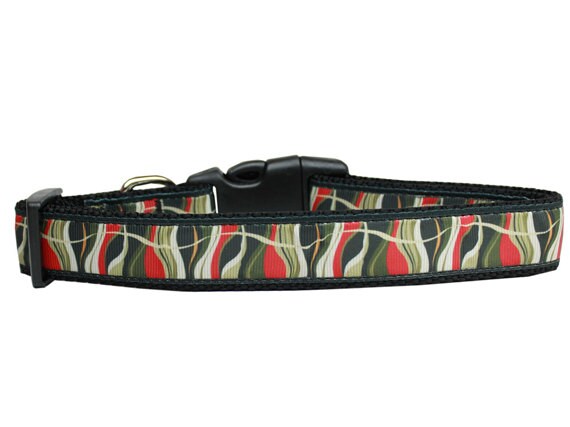 A vibrant Lava Lamp design nylon collar and leash for dogs and cats, showcasing its durable construction and stylish appearance.