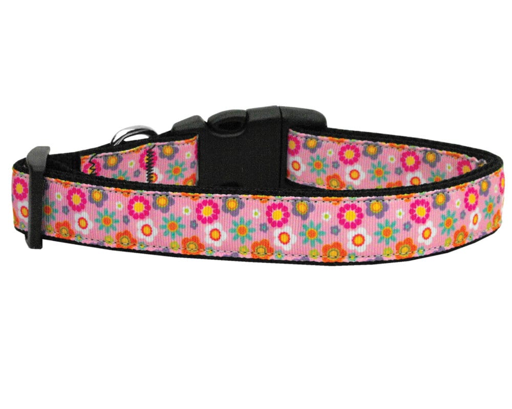 A stylish pink nylon collar and leash featuring spring flowers design, perfect for dogs and cats.