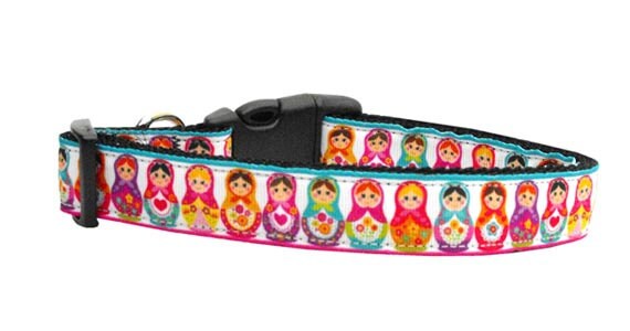 A stylish nylon collar and leash set for dogs and cats featuring a colorful 'Pretty Nesting Dolls' design, showcasing durability and safety features.