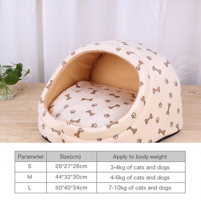 Cozy Winter Warm Mat for pets, featuring a soft and breathable design, perfect for small dogs and cats to sleep comfortably.