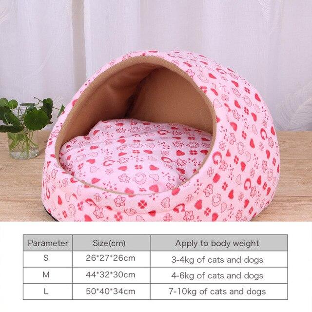 Cozy Winter Warm Mat for pets, featuring a soft and breathable design, perfect for small dogs and cats to sleep comfortably.