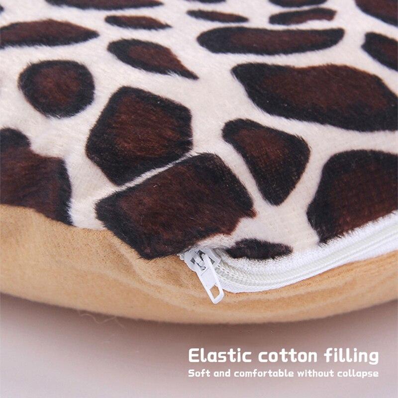 Cozy Winter Warm Mat for pets, featuring a soft and breathable design, perfect for small dogs and cats to sleep comfortably.