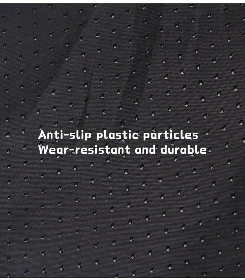 Cozy Winter Warm Mat for pets, featuring a soft and breathable design, perfect for small dogs and cats to sleep comfortably.