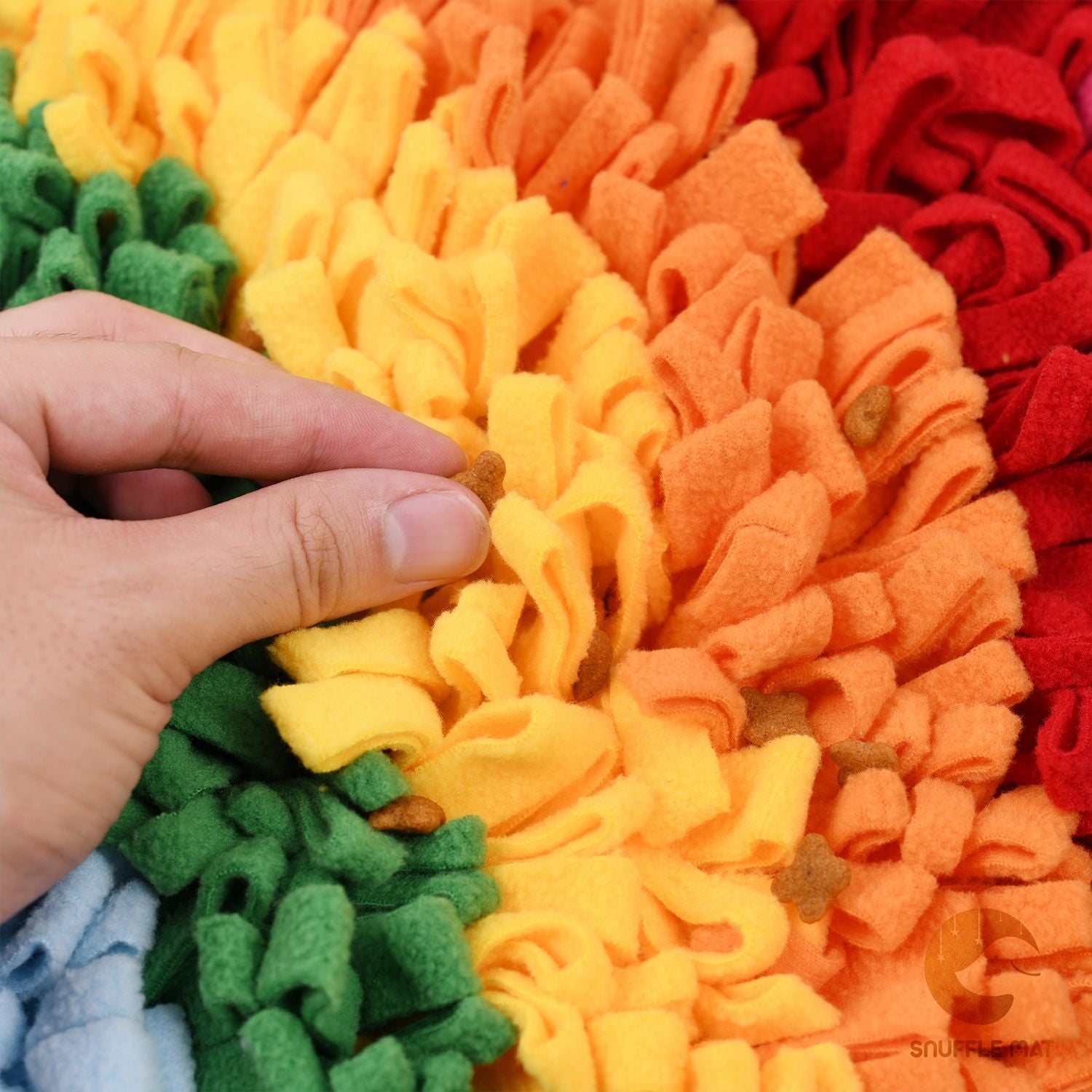 Colorful Pets Puzzle Toys Snuffle Mat in Hot Air Balloon design, ideal for engaging pets in mental and physical activities.