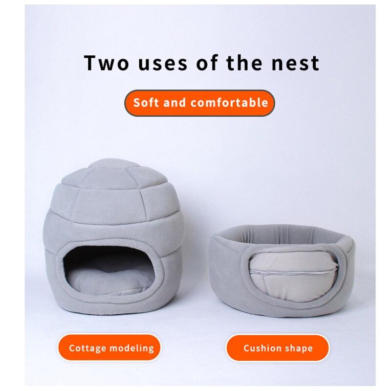 A cozy and portable cat house made of super soft fleece, designed for winter warmth, suitable for both cats and dogs.