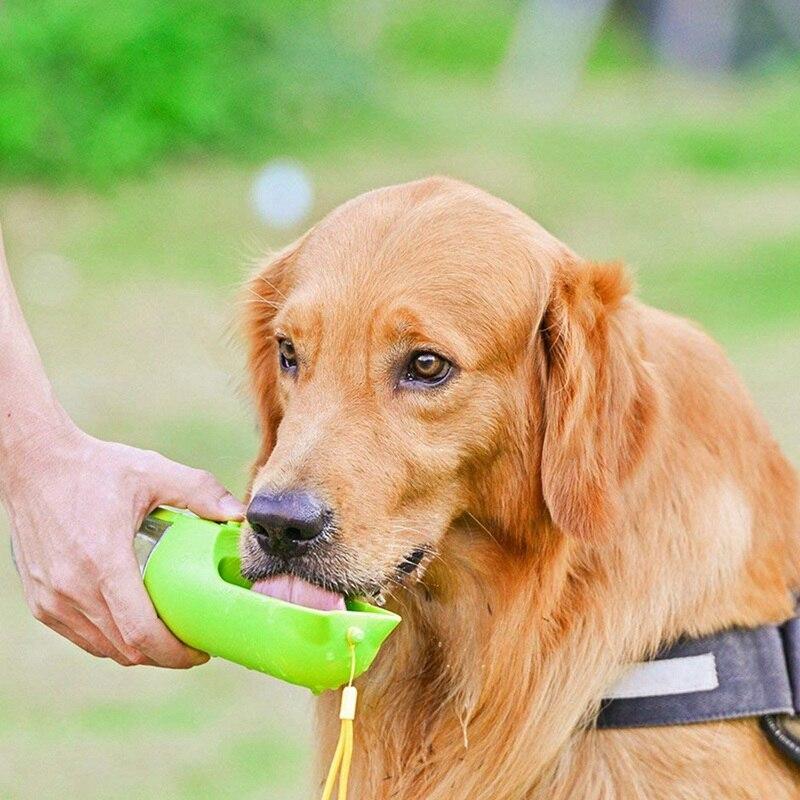 Portable Pet Cups Drinking Bottle for dogs and cats, featuring a built-in bowl and various sizes for hydration on the go.