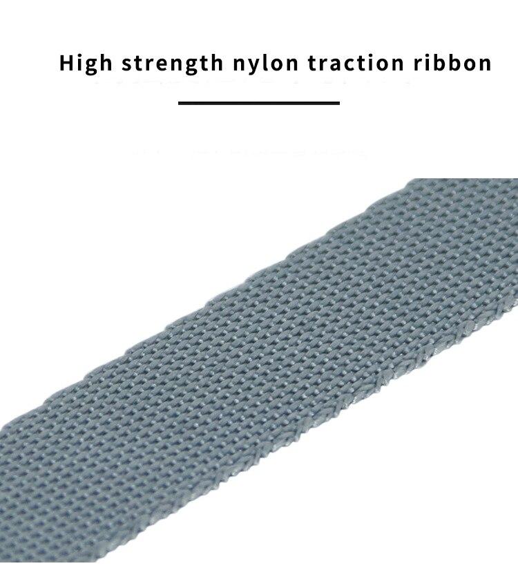 A durable nylon reflective dog leash with an automatic retractable mechanism, suitable for small and large pets, shown in a vibrant color.