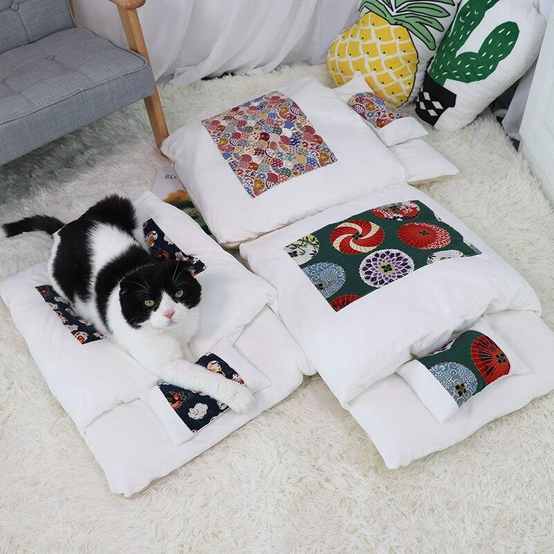 A cozy removable dog cat bed sleeping bag in soft pp cotton, perfect for winter warmth, available in multiple sizes.